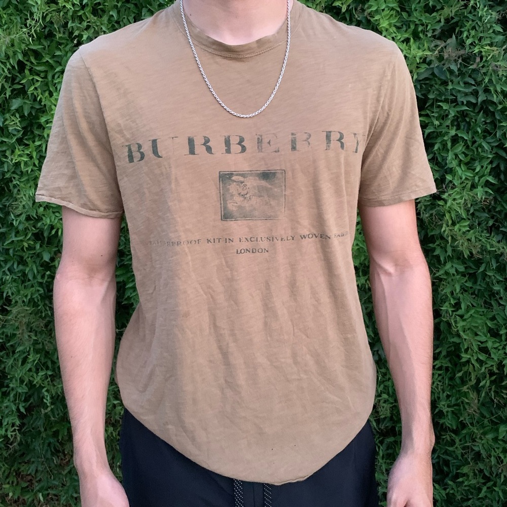 Burberry T-shirt